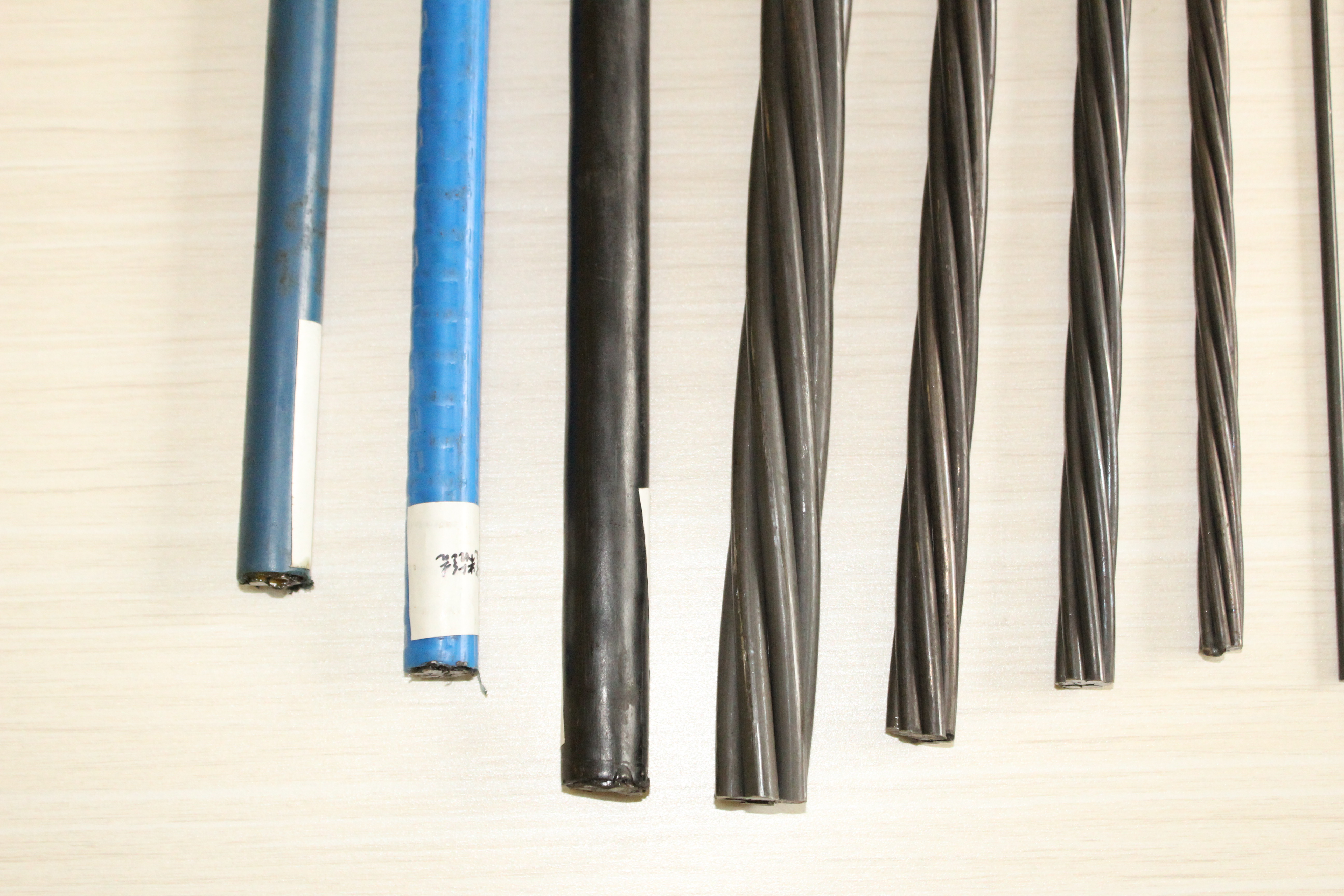   Non bonded prestressed steel strand used in what parts